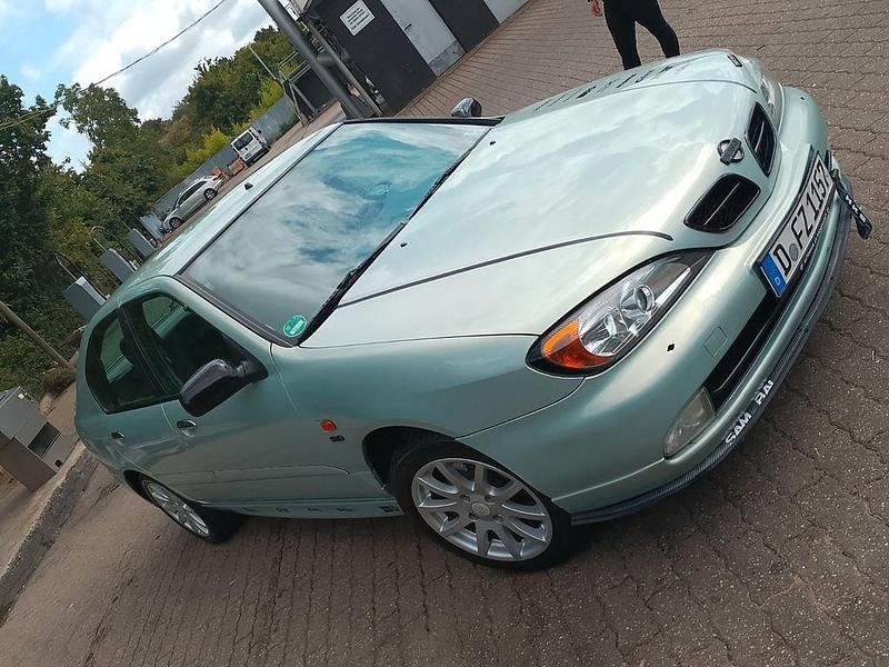 Grün Gebraucht 2001 Nissan Primera Comfort Limousine | 800 € (Fairer Preis) - Bild 1/4