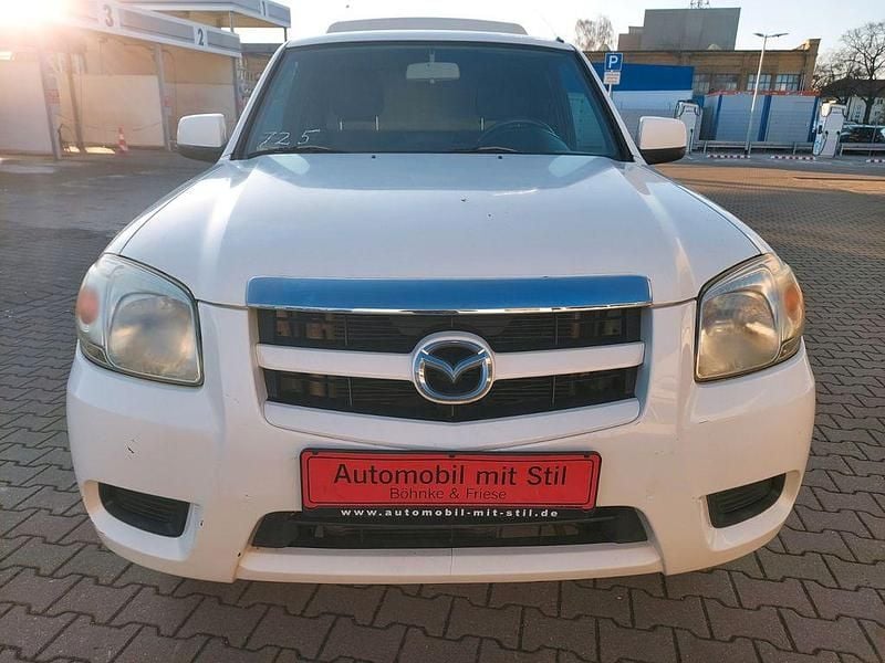 Gebraucht Mazda BT-50 143 PS (105 kW) 2009 Weiß Abholung