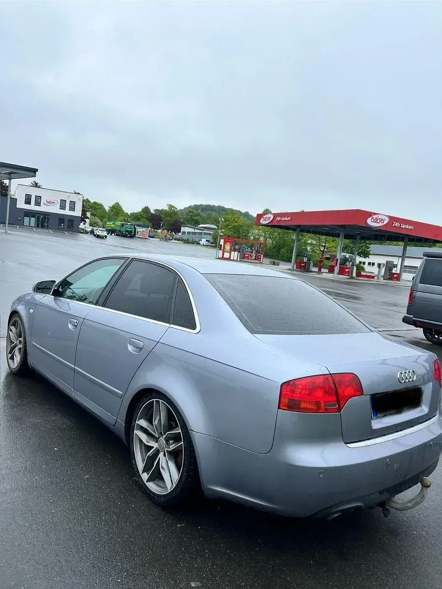 Gebraucht Audi A4 116 PS (85 kW) 2005 Grau Limousine