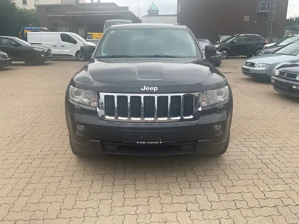 Gebraucht Jeep Grand Cherokee 190 PS (139 kW) 2013 Schwarz SUV