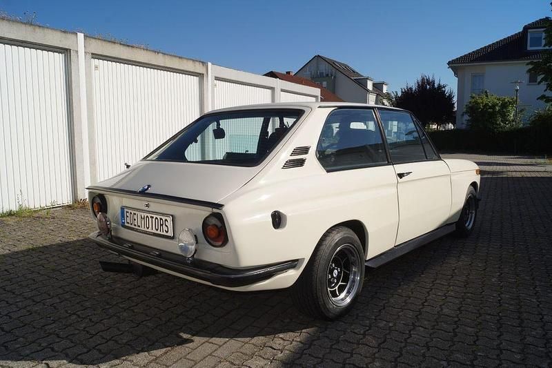 Weiß Gebraucht 1973 BMW 1802 Performance Kombi | 26.900 € - Bild 1/4