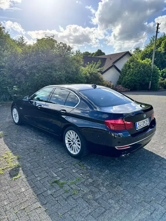 Gebraucht BMW 520 184 PS (135 kW) 2014 Schwarz Limousine