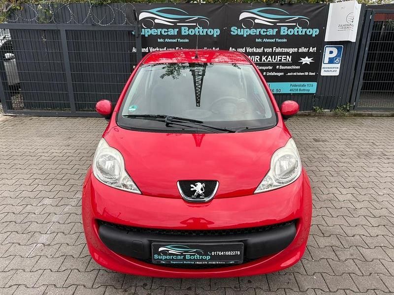 Rot Gebraucht 2006 Peugeot 107 Filou Kleinwagen | 2.800 € (Teuer) - Bild 1/4