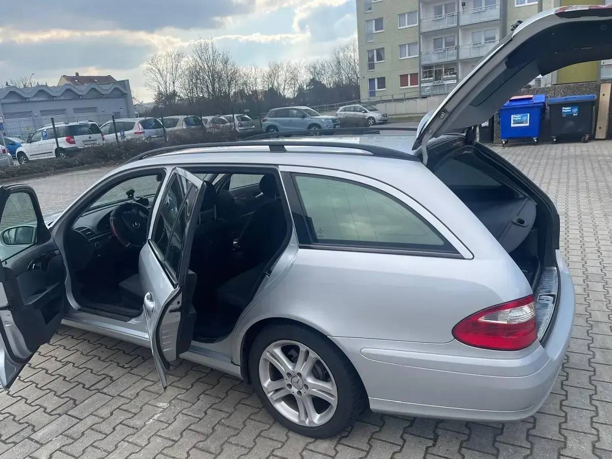 Brugt Mercedes E280 2006 Sølv Stationcar