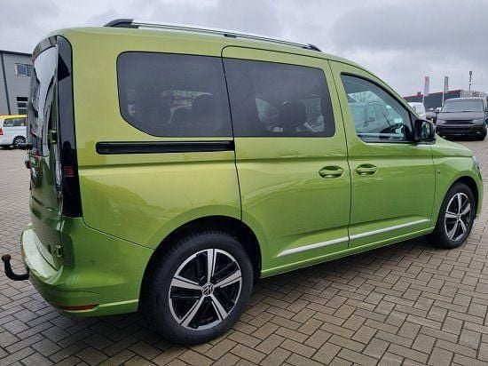Gebraucht VW Caddy Style 122 PS (89 kW) 2024 Gold Van / Kleinbus