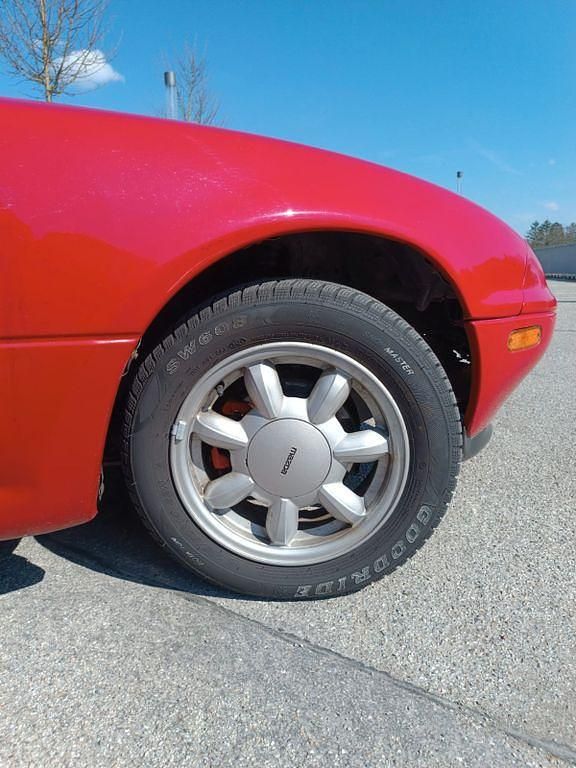 Gebraucht Mazda MX5 116 PS (85 kW) 1992 Rot Cabrio