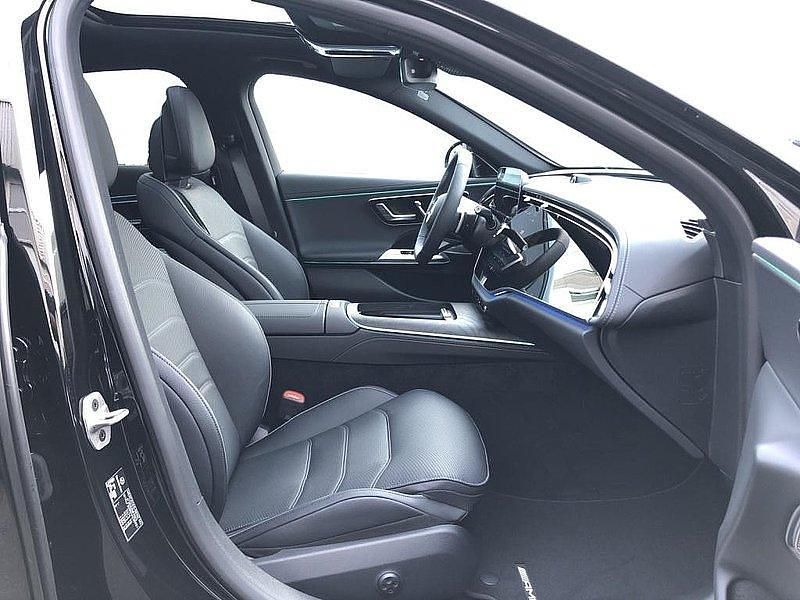 Gebraucht Mercedes E450 367 PS (269 kW) 2025 Metalliclack obsidianschwarz Limousine