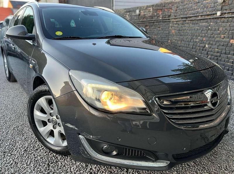 Gebraucht Opel Insignia Edition 120 PS (88 kW) 2014 Grau Limousine