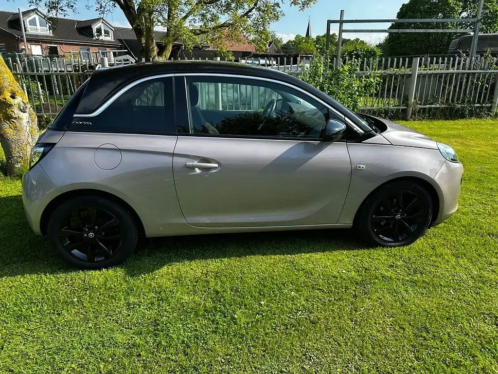 Gebraucht Opel Adam Glam 87 PS (63 kW) 2016 Violet Kleinwagen