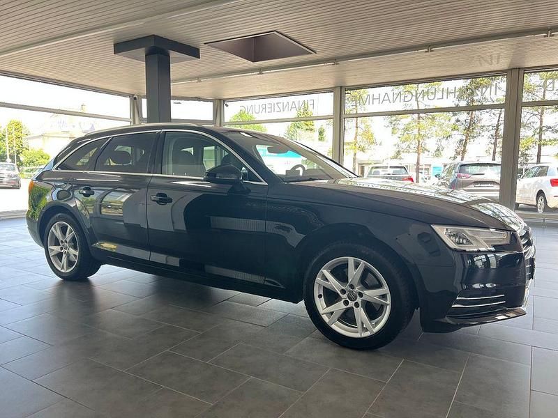 Gebraucht Audi A4 Sport 150 PS (110 kW) 2017 Schwarz Kombi