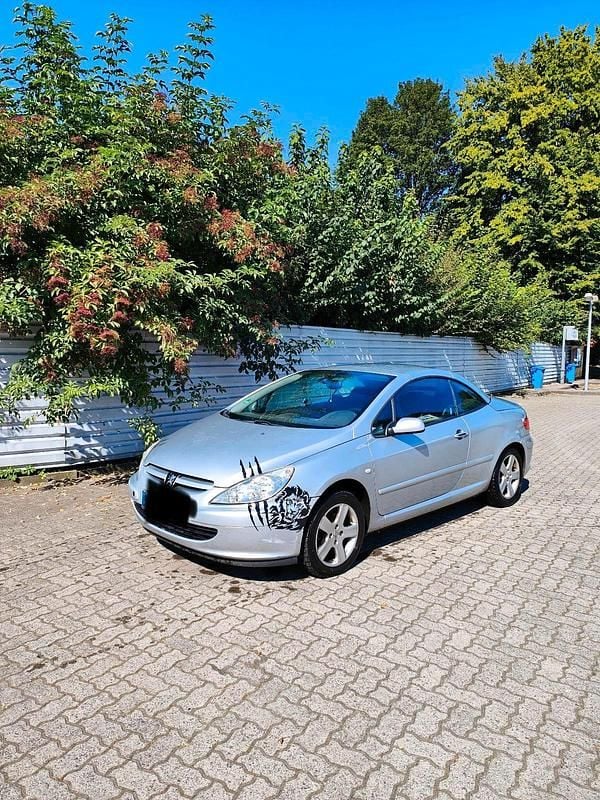 Silber Gebraucht 2005 Peugeot 307 CC Cabrio | 1.200 € (Superpreis) - Bild 1/4