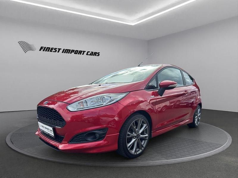Rot Gebraucht 2017 Ford Fiesta ST-Line Kleinwagen | 8.999 € (Guter Preis) - Bild 1/4