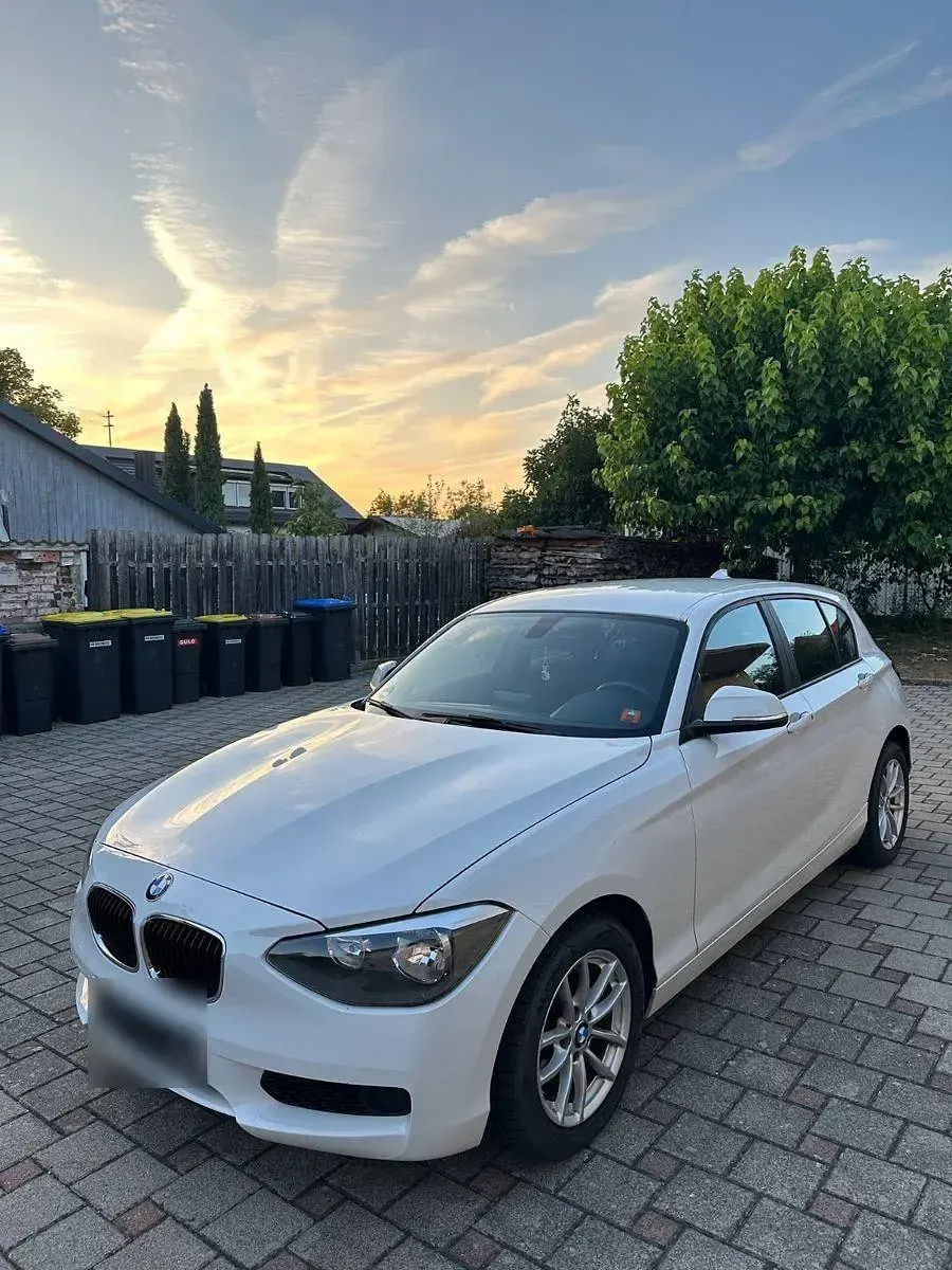 Gebraucht BMW 116 Comfort Edition 136 PS (100 kW) 2013 Weiß Kleinwagen