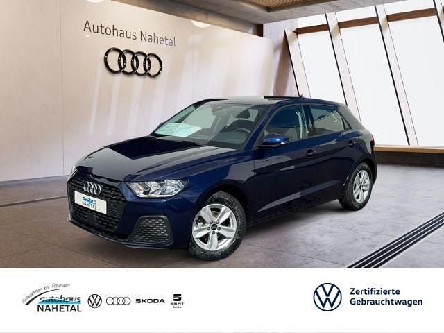 Navarablau metallic Gebraucht 2025 Audi A1 Sportback Kleinwagen | 22.450 € (Guter Preis) - Bild 1/4