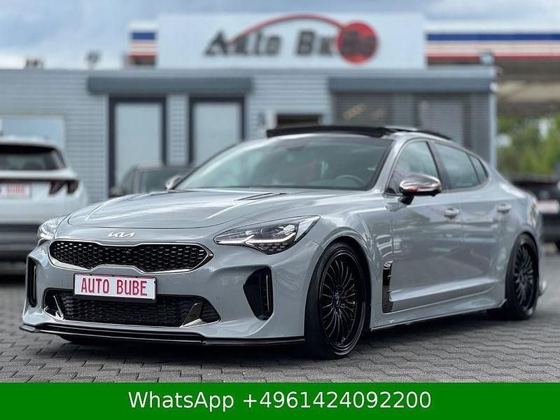 Ceramic silver Gebraucht 2022 Kia Stinger 3 Limousine | 42.900 € (Fairer Preis) - Bild 1/4