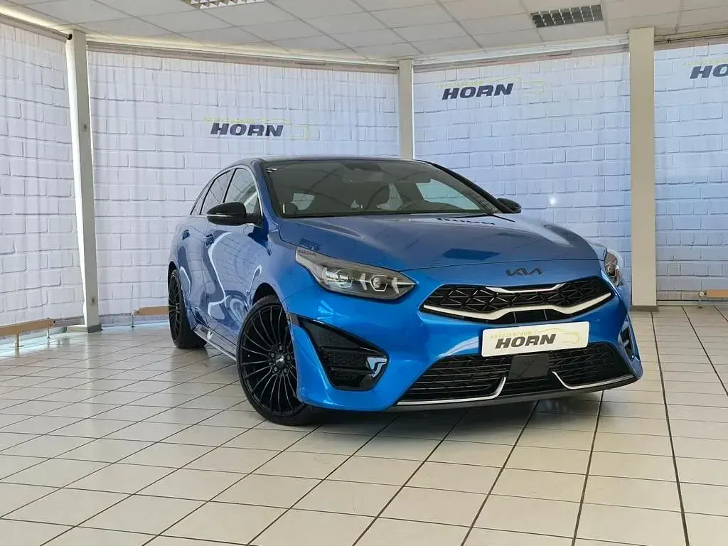 Gebraucht Kia ProCeed GT-Line 160 PS (117 kW) 2023 (b3l) blue flame met. Kombi