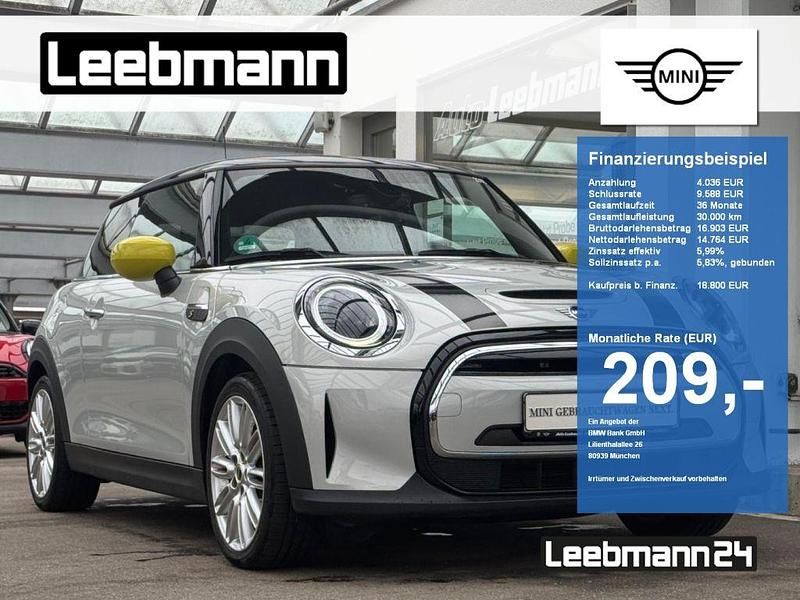 White silver (metallic) Gebraucht 2022 Mini Cooper Kleinwagen | 18.700 € (Fairer Preis) - Bild 1/4