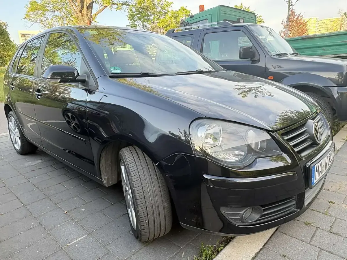 Gebraucht VW Polo Edition 70 PS (51 kW) 2009 Schwarz Kleinwagen