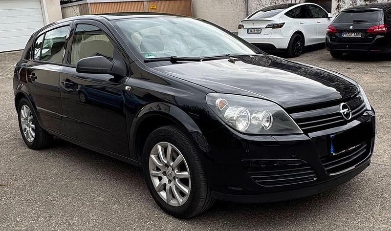 Gebraucht Opel Astra 125 PS (91 kW) 2004 Schwarz Limousine
