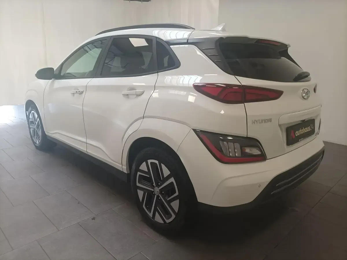 Gebraucht Hyundai Kona Prime 150 kW (204 PS) 2022 Weiß SUV