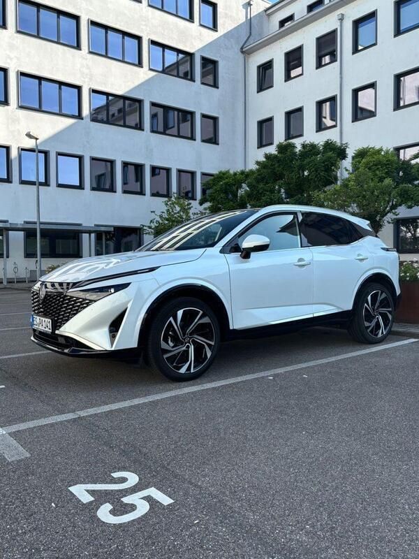 Weiß Gebraucht 2025 Nissan Qashqai Tekna+ SUV | 32.290 € (Fairer Preis) - Bild 1/4
