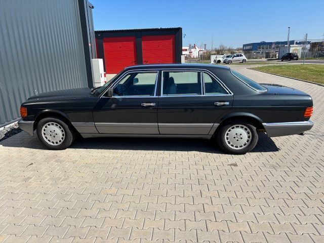 Gebraucht Mercedes 300 179 PS (131 kW) 1990 Schwarz Limousine