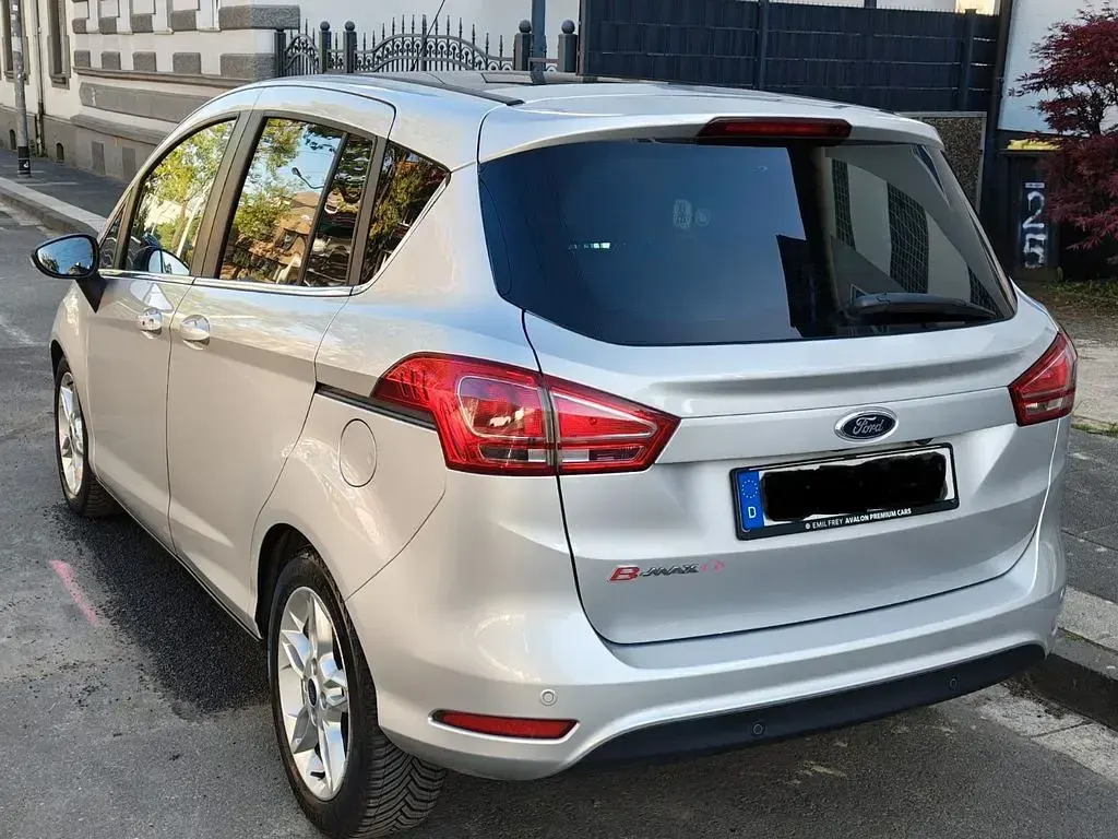 Gebraucht Ford B-MAX 105 PS (77 kW) 2013 Silber Van / Kleinbus