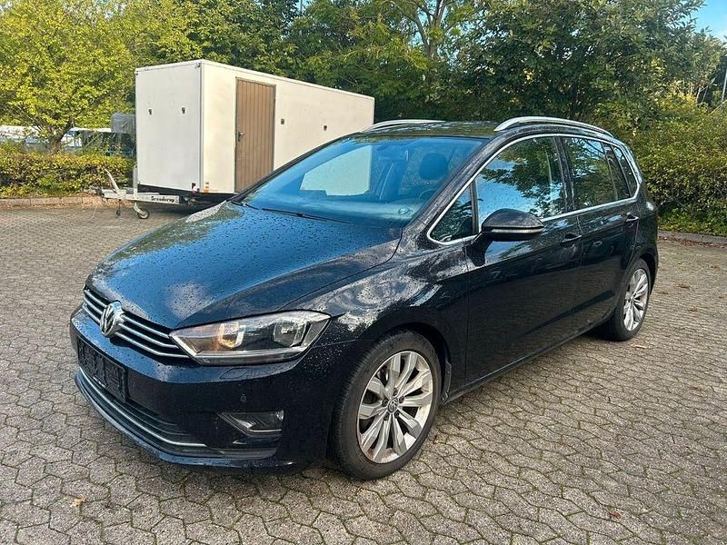 Schwarz Gebraucht 2016 VW Golf Sportsvan Highline Van / Kleinbus | 8.480 € (Guter Preis) - Bild 1/4