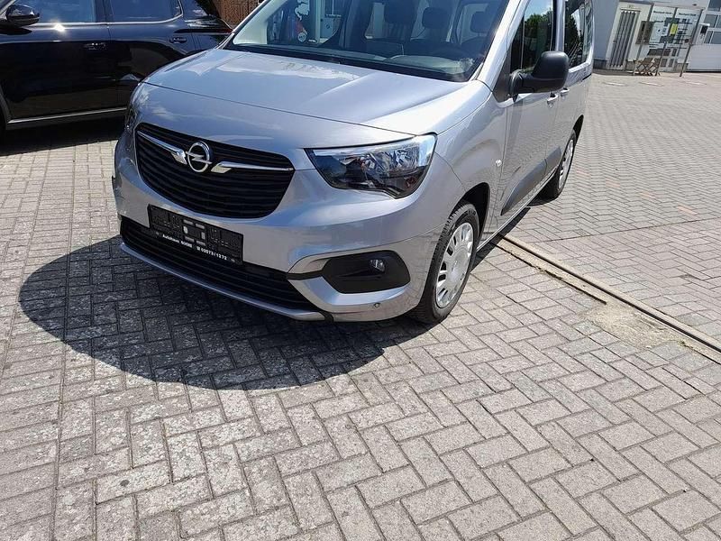Gebraucht Opel Combo Life Edition 110 PS (80 kW) 2021 Silber Kombi