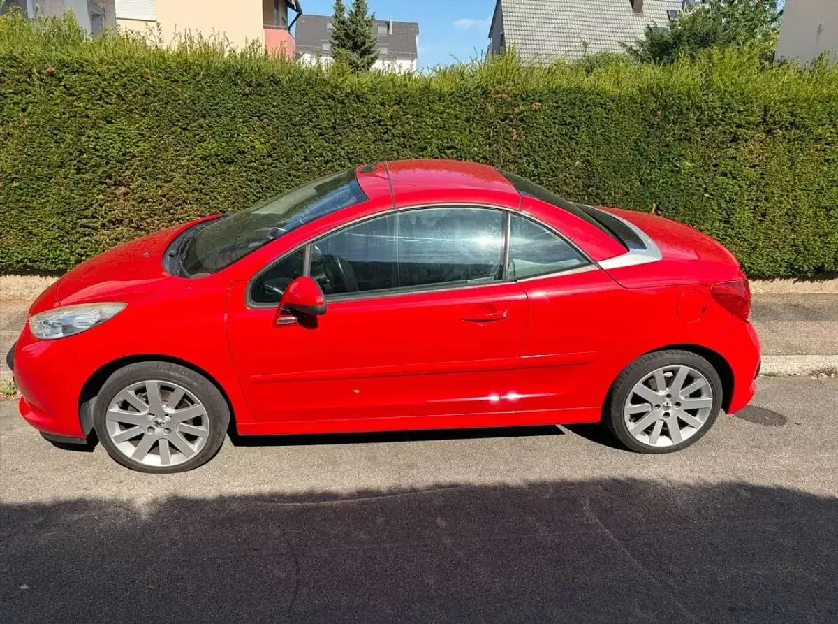 Gebraucht Peugeot 207 CC Sport 120 PS (88 kW) 2008 Rot Cabrio