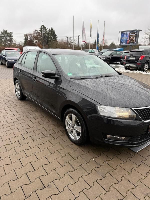 Gebraucht Skoda Rapid Ambition 95 PS (69 kW) 2018 Schwarz Kleinwagen