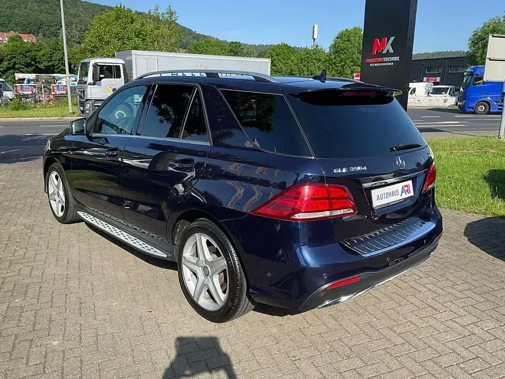 Gebraucht Mercedes GLE350 AMG line 258 PS (189 kW) 2017 Blau SUV