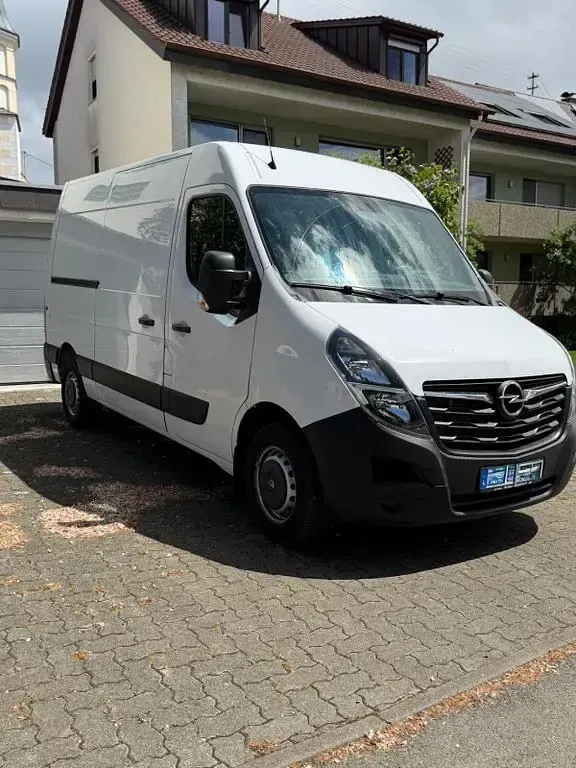 Gebraucht Opel Movano 136 PS (100 kW) 2019 Weiß Van / Kleinbus