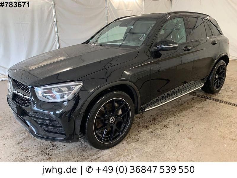 Schwarz/baltic black Gebraucht 2022 Mercedes GLC220 AMG SUV | 34.350 € - Bild 1/4