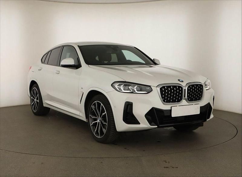 Gebraucht BMW X4 190 PS (139 kW) 2023 Weiß SUV