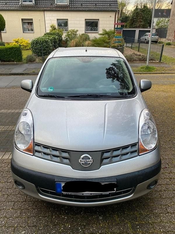 Second-hand Nissan Note 110 CP (80 kW) 2006 Argintiu Hatchback