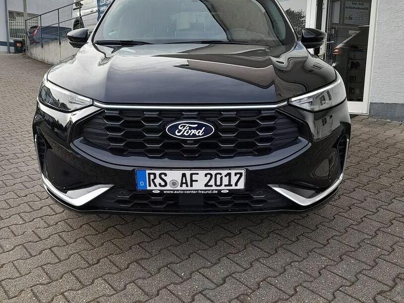 Schwarz Gebraucht 2024 Ford Kuga SUV | 35.450 € (Teuer) - Bild 1/4
