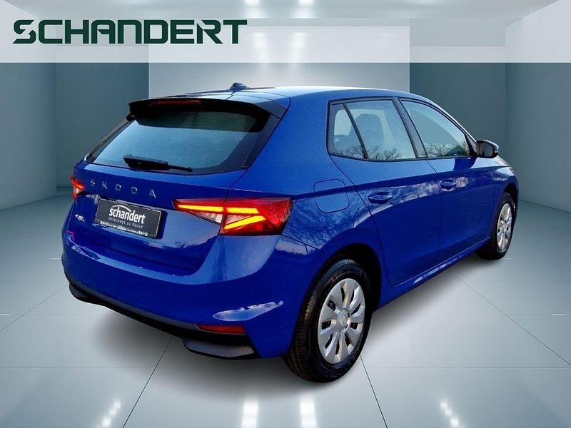 Neu Skoda Fabia Selection 95 PS (69 kW) 2025 Energyblau Limousine