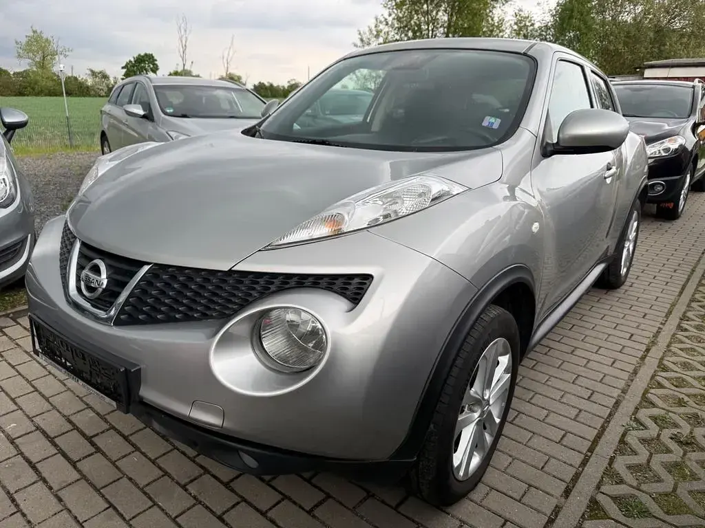 Gebraucht Nissan Juke 110 PS (80 kW) 2011 Silber SUV