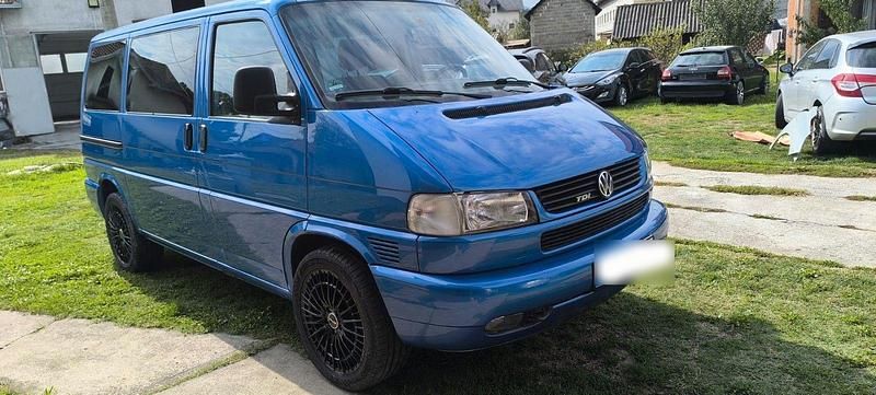 Gebraucht VW Multivan 102 PS (75 kW) 1999 Blau Van