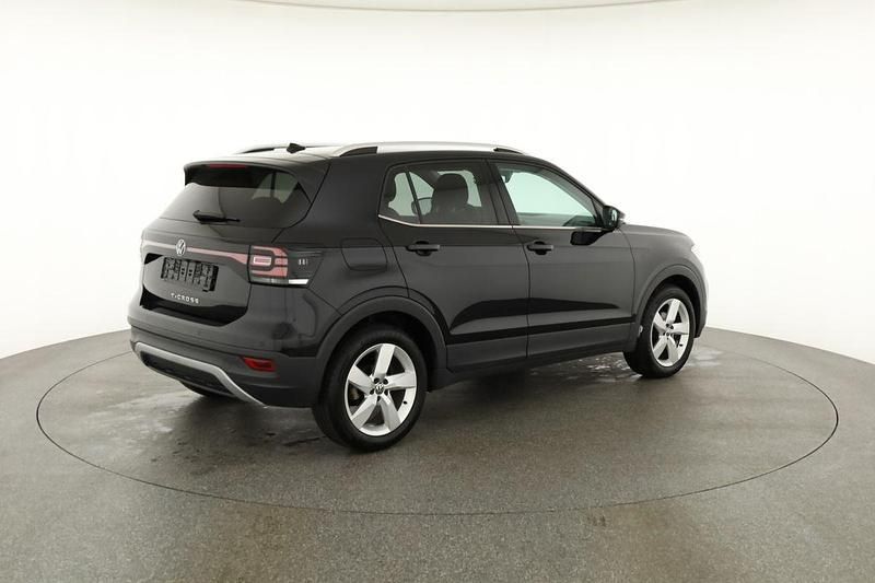 Gebraucht VW T-Cross Style 110 PS (80 kW) 2022 Deep black perleffekt SUV