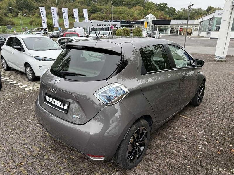 Gebraucht Renault Zoe Bose Edition 67 kW (92 PS) 2018 Yttriumgrau Kleinwagen