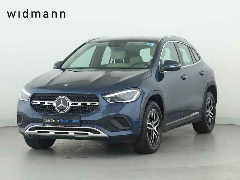 Denimblau metallic Gebraucht 2022 Mercedes GLA250 SUV | 34.850 € (Guter Preis) - Bild 1/4