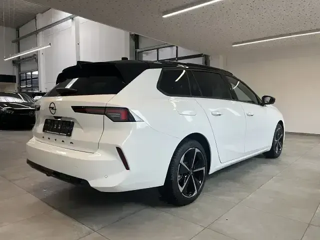 Nowe Opel Astra 131 KM (96 kW) 2026 Biały Kombi