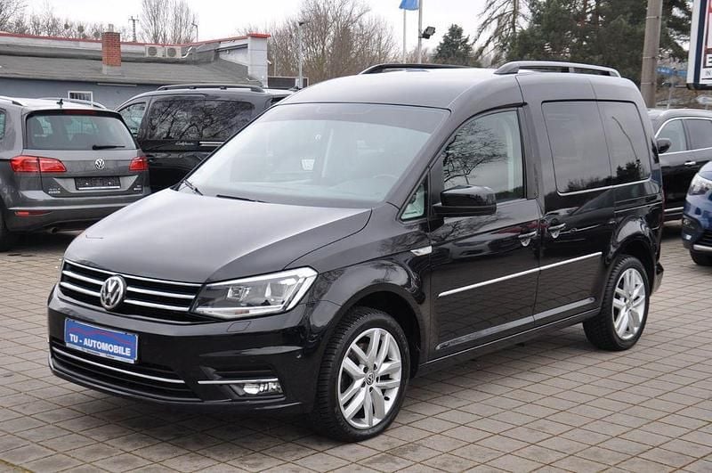 Gebraucht VW Caddy Highline 150 PS (110 kW) 2018 Deep black perleffekt Van / Kleinbus
