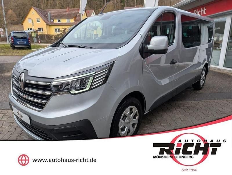 Gebraucht Renault Trafic 110 PS (80 kW) 2023 Highland grey Van / Kleinbus