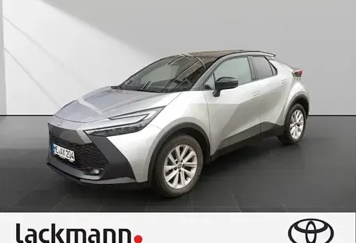 Używany Toyota C-HR 223 KM (164 kW) 2025 SUV