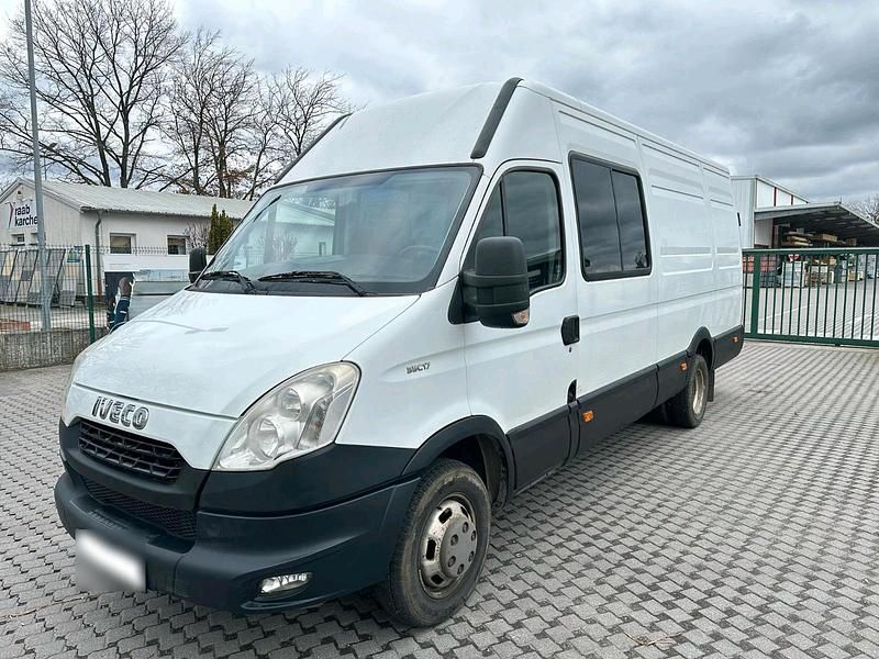 Gebraucht Iveco Daily 175 PS (128 kW) 2012 Weiß Van / Kleinbus