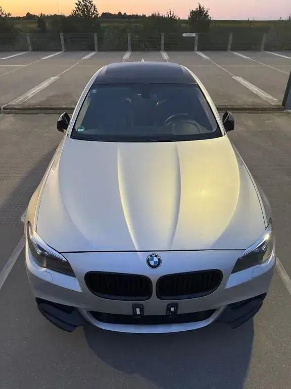 Gebraucht BMW 520 M Performance 190 PS (139 kW) 2015 Grau Limousine