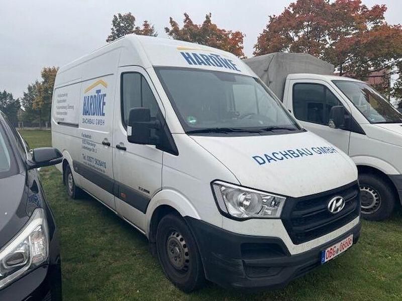 Weiß Gebraucht 2019 Hyundai H 350 Eco Van | 17.900 € (Guter Preis) - Bild 1/4